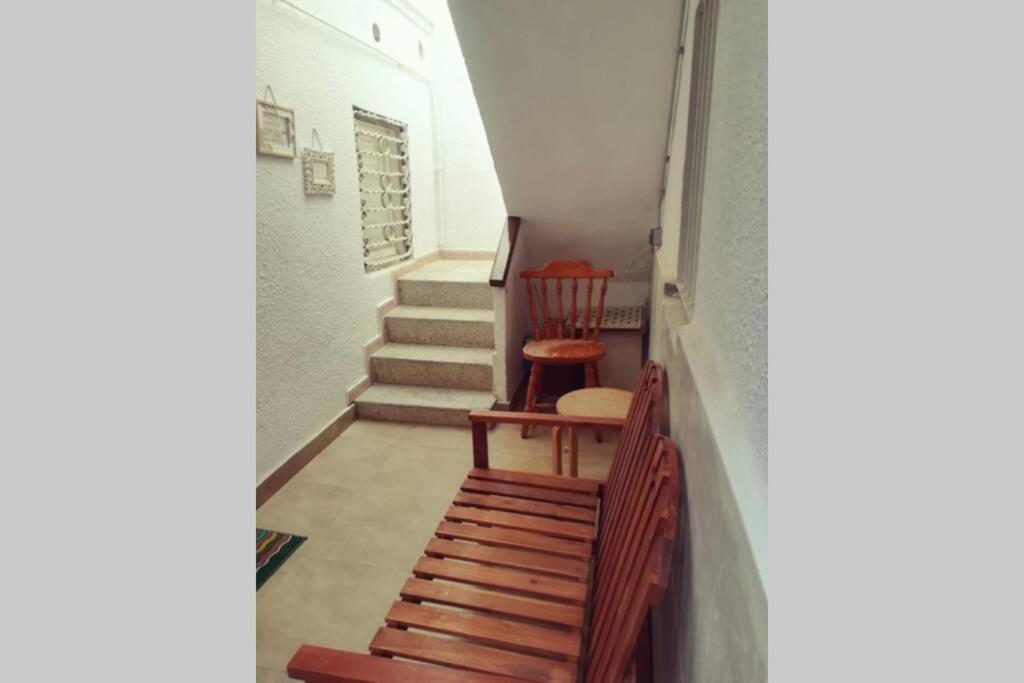 Apartmán M4 Cool Terrace. 1 Min To Metro. 15 Min To Center Esplugues de Llobregat Exteriér fotografie