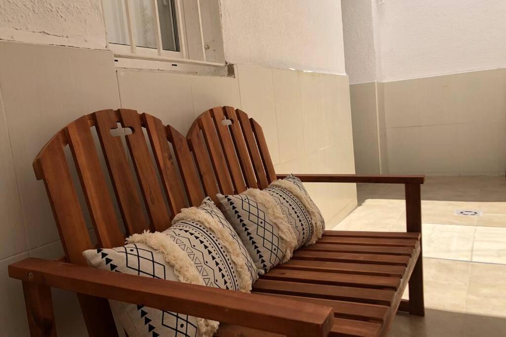Apartmán M4 Cool Terrace. 1 Min To Metro. 15 Min To Center Esplugues de Llobregat Exteriér fotografie